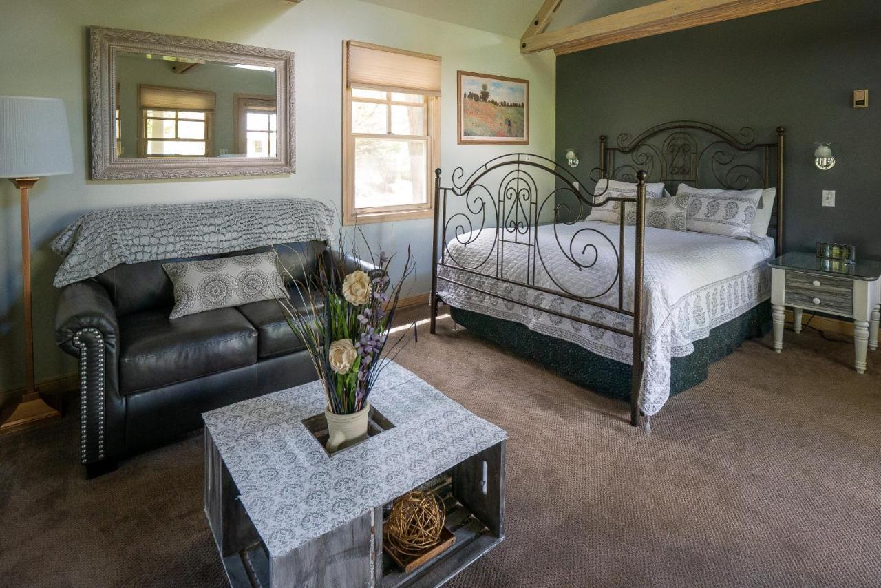 Apple Orchard Inn Hermosa Exterior foto